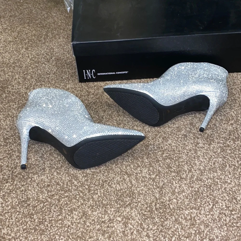 NWOT Jessica Simpson rhinestone embellished silver ankle Boots heels size 9.5M - Picture 5 of 6